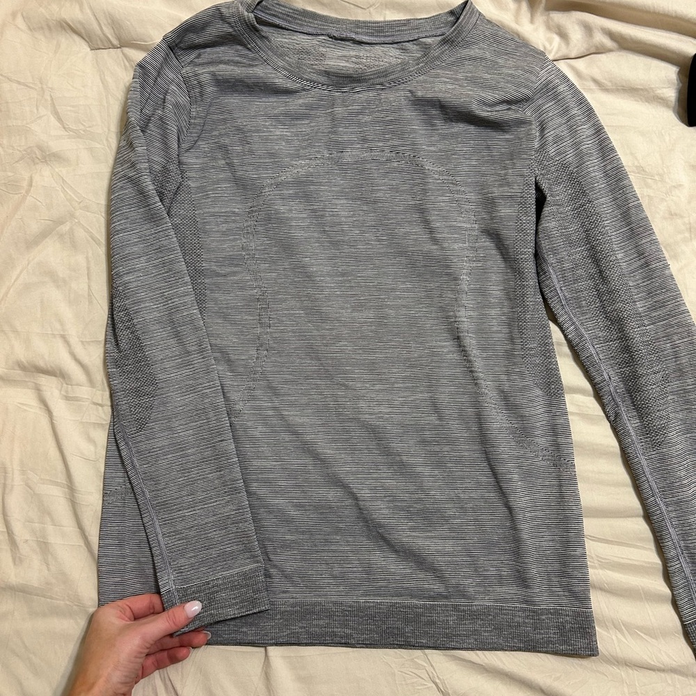 Lululemon swiftly tech